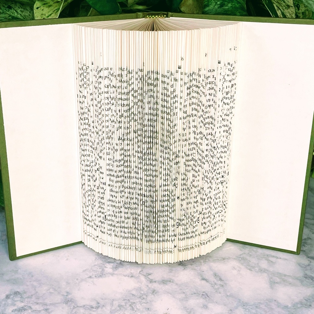 Upcyceld Vintage Book Decor Folded Book Art / 3D Book Sculpture / Book Origami.
